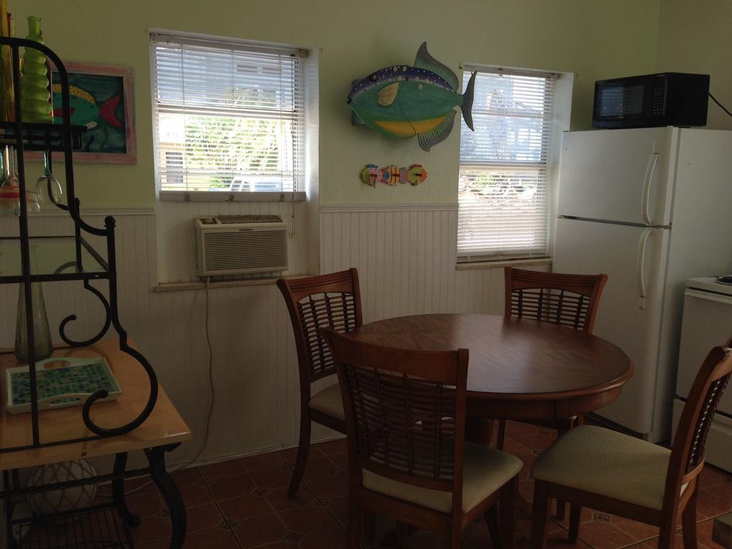 Angelfish Inn Χόλιγουντ Δωμάτιο φωτογραφία